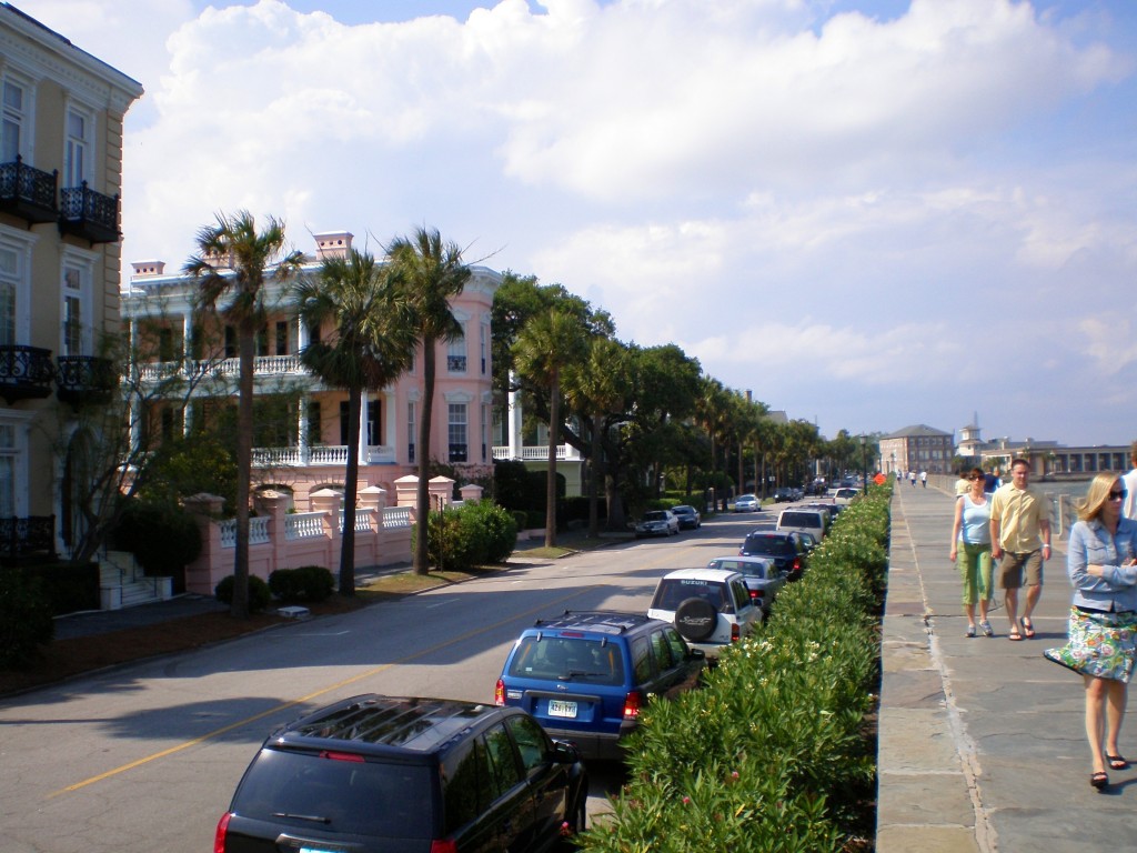 the battery, the promenade in charleston