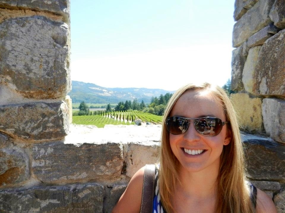 allison *trying* to overlook the castello di amorosa vineyard