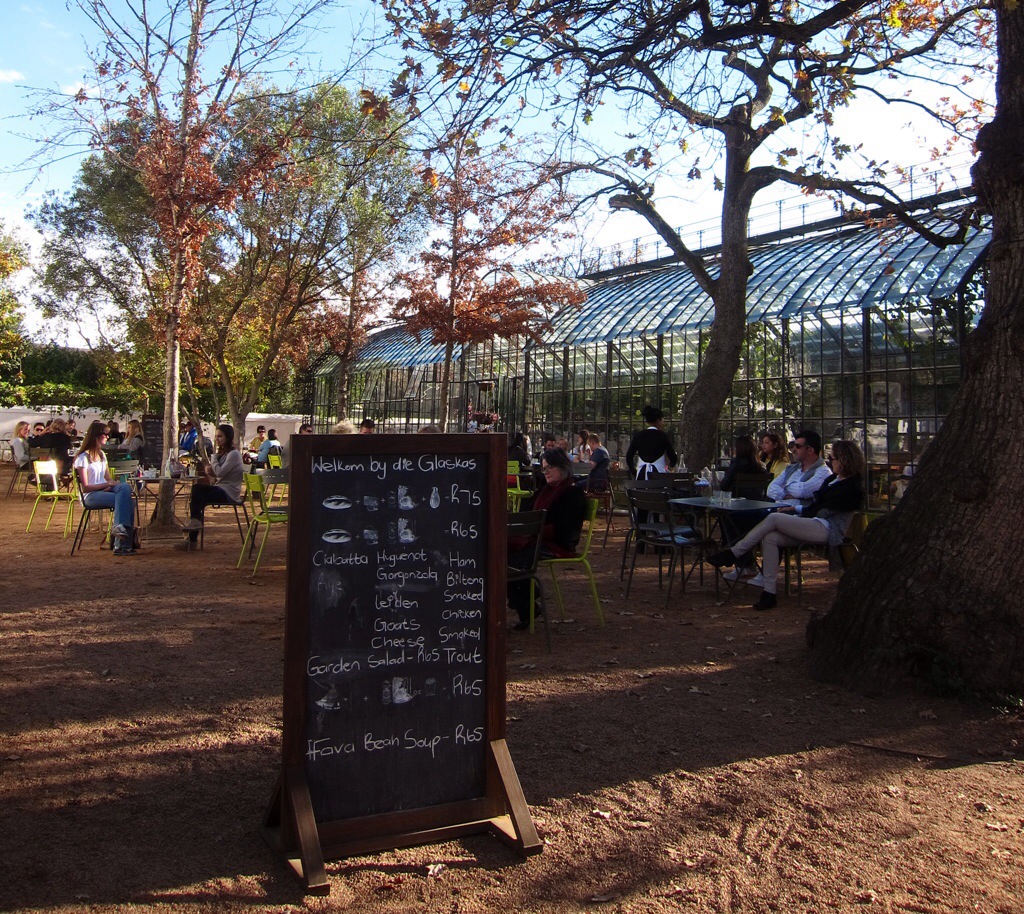 the greenhouse restaurant that does not require a reservation. pretty chic!