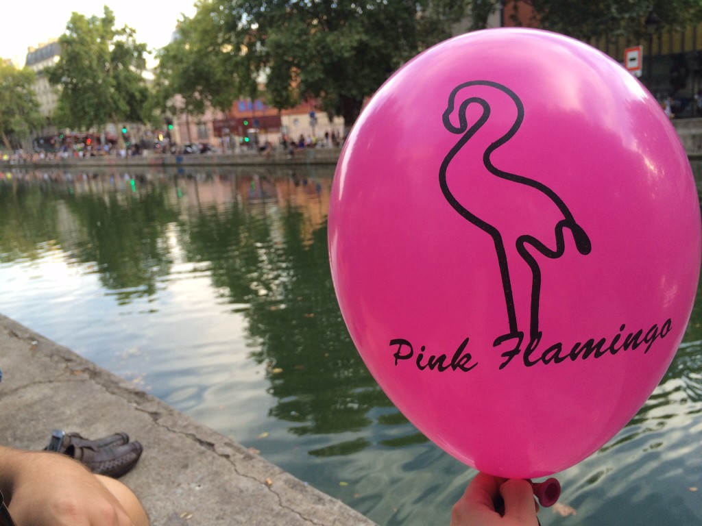 waiting for our pizza from pink flamingo while enjoying the warm summer parisian nights.